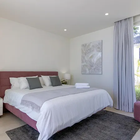 Serenity Casa Encanto 아데제